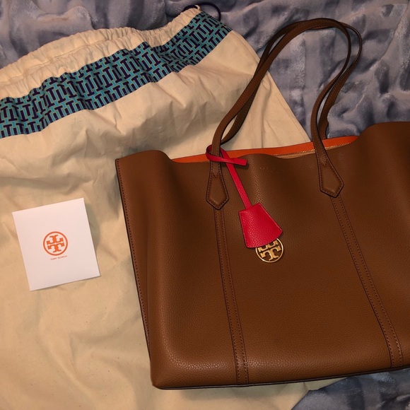 Tory Burch Handbags - Tory Burch tote bag